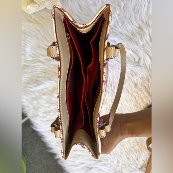 Burberry Multi Color - Picture 7 of 7